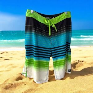 Rip Curl Lime and White Board Shorts men’s size 32 waist